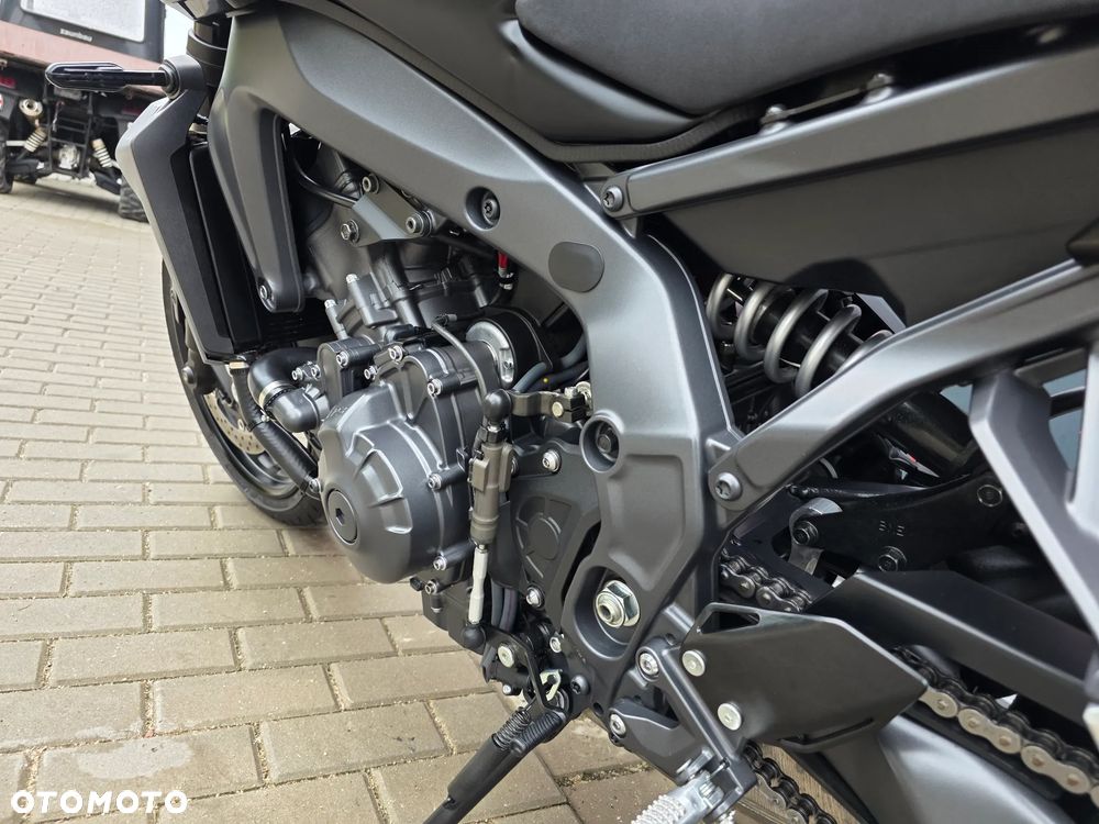 Yamaha MT - 10