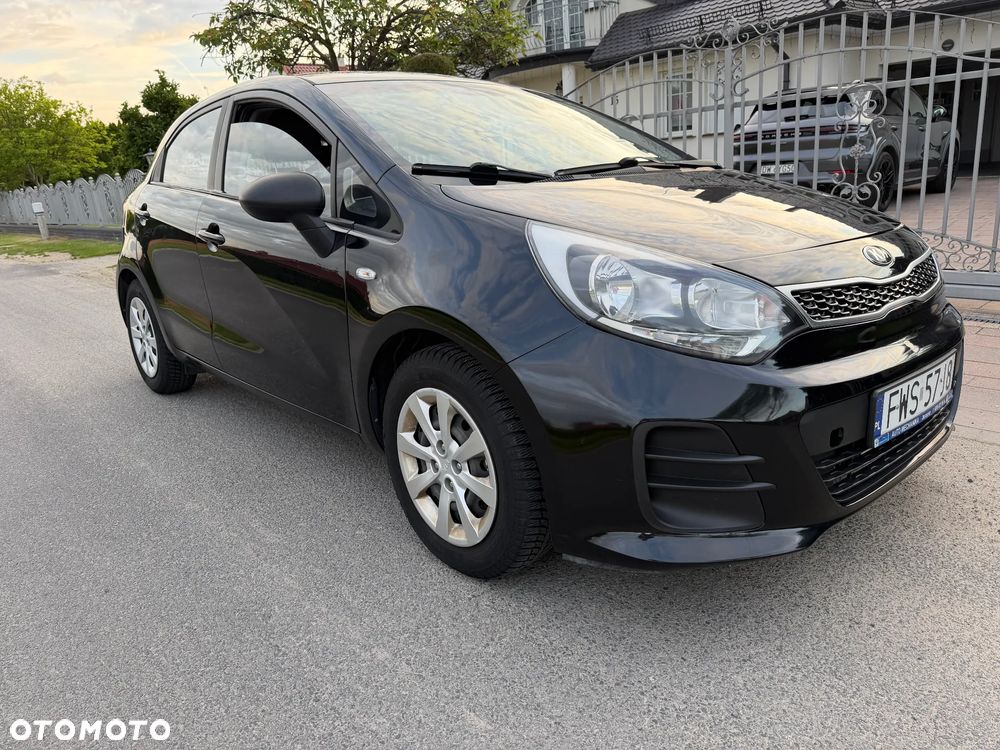 Kia Rio - 1