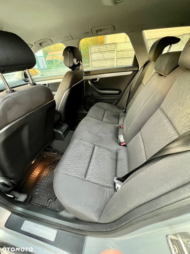 Audi A4 Avant 2.0 TDI - 16