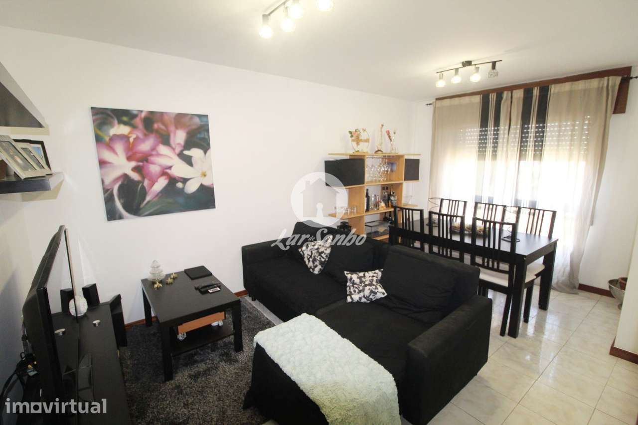 Apartamento T2 com Vistas Desafogada e Excelente Localização, ao m... - Grande imagem: 5/23