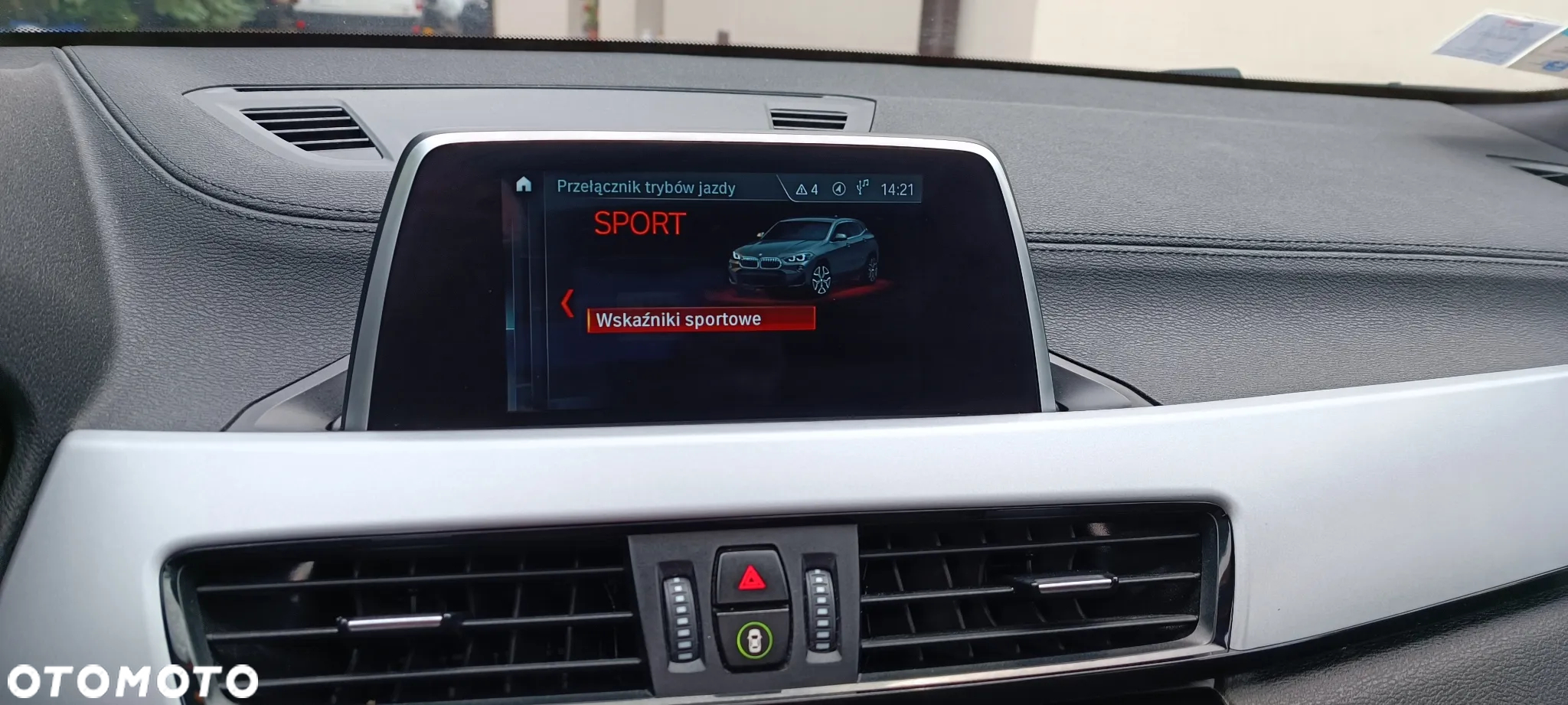 BMW X2 sDrive18d Business Edition - 33