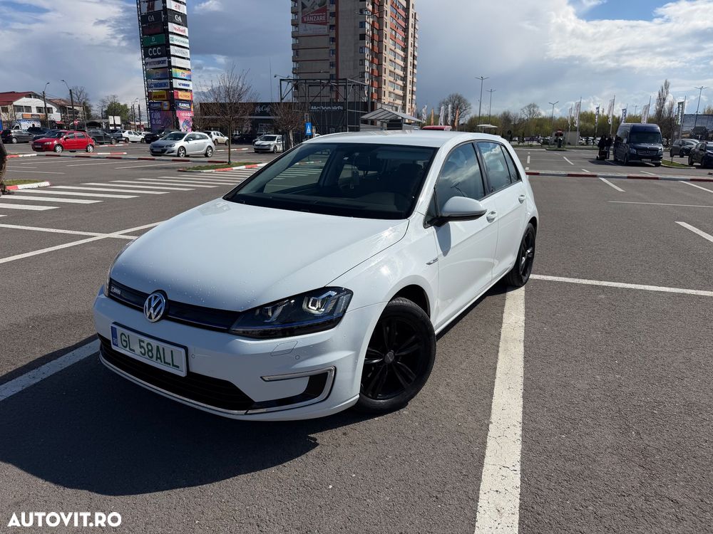 Volkswagen Golf e-Golf - 1