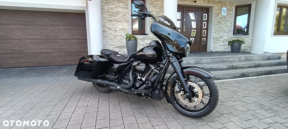 Harley-Davidson Touring Street Glide - 1