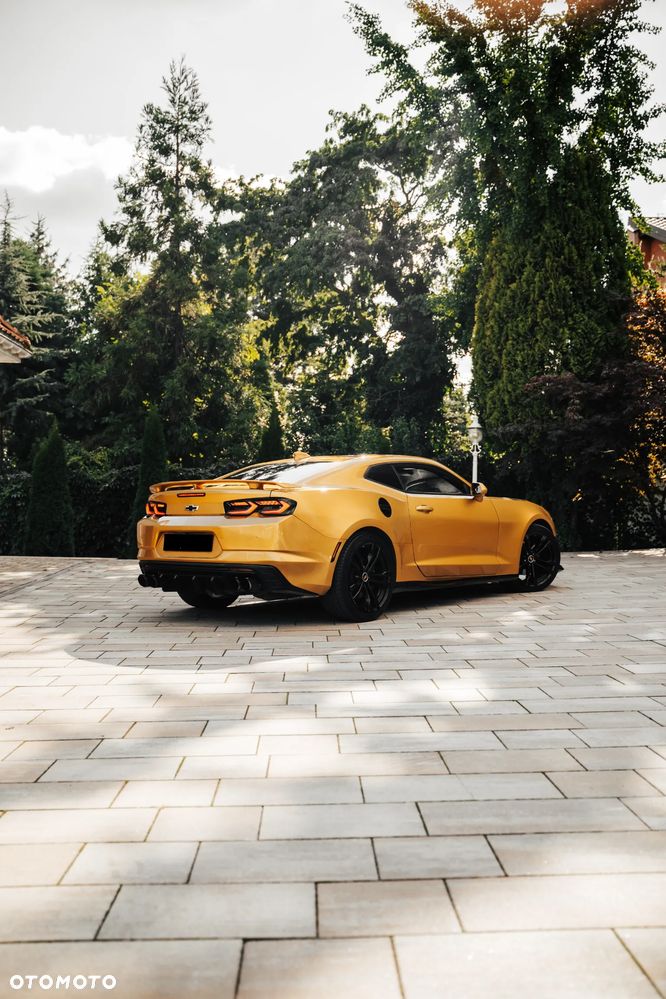 Chevrolet Camaro - 4
