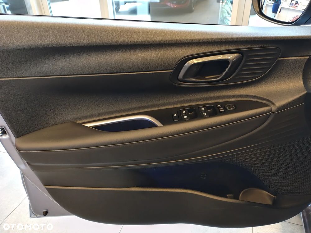 Hyundai i20 1.0 T-GDI Smart DCT - 14