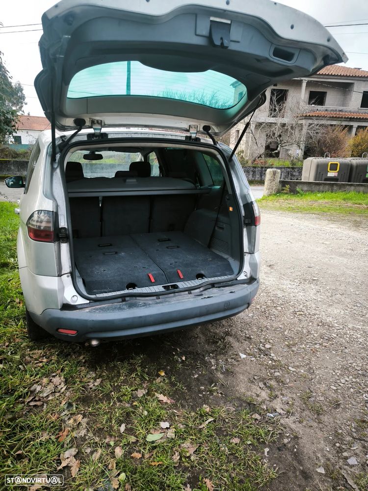 Ford S-Max 1.8 TDCi Trend 7L - 10