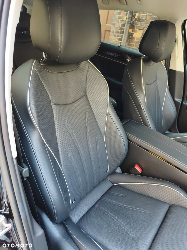 Volkswagen Passat - 13