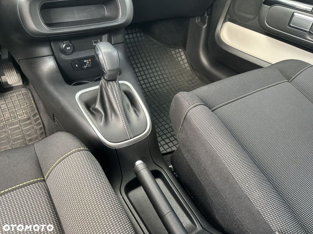 Citroën C3 1.2 PureTech Max EAT6 - 23