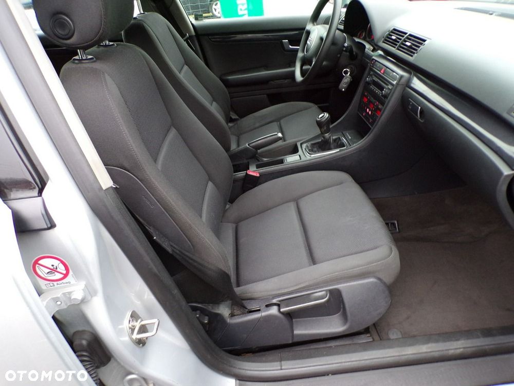 Audi A4 Avant - 23