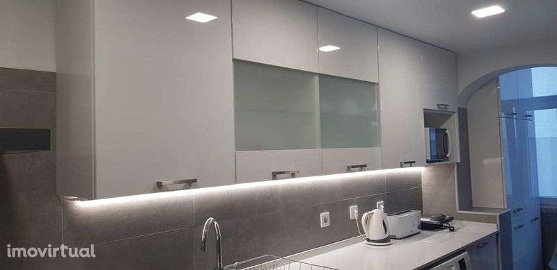 Moradia V5 a 2 minutos a pé da praia tem licenca AL - Grande imagem: 3/8