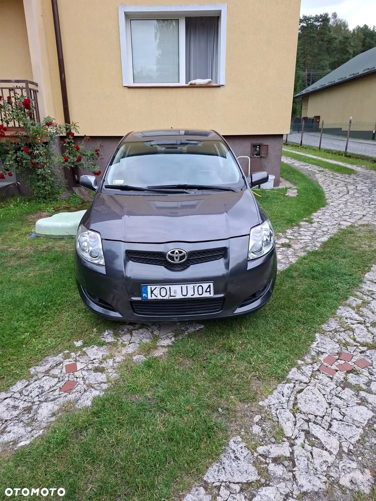 Toyota Auris 1.6 VVT-i Luna MM - 1