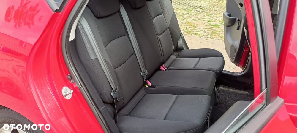Hyundai i30 1.4 Comfort - 23