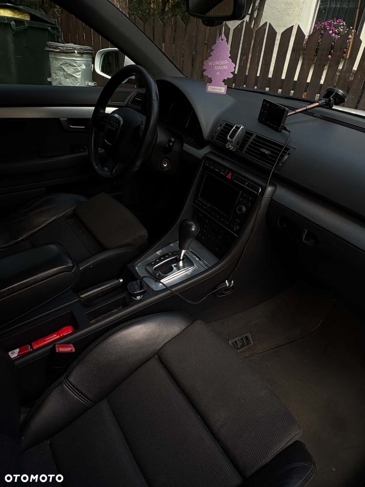 Audi A4 Avant - 6