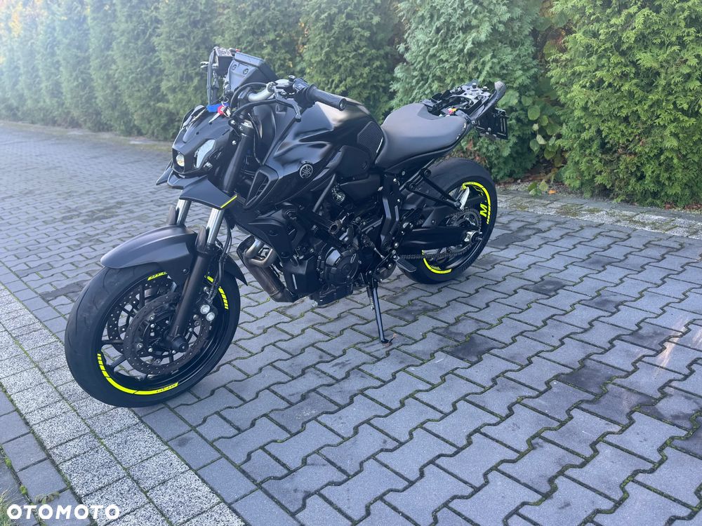 Yamaha MT - 2