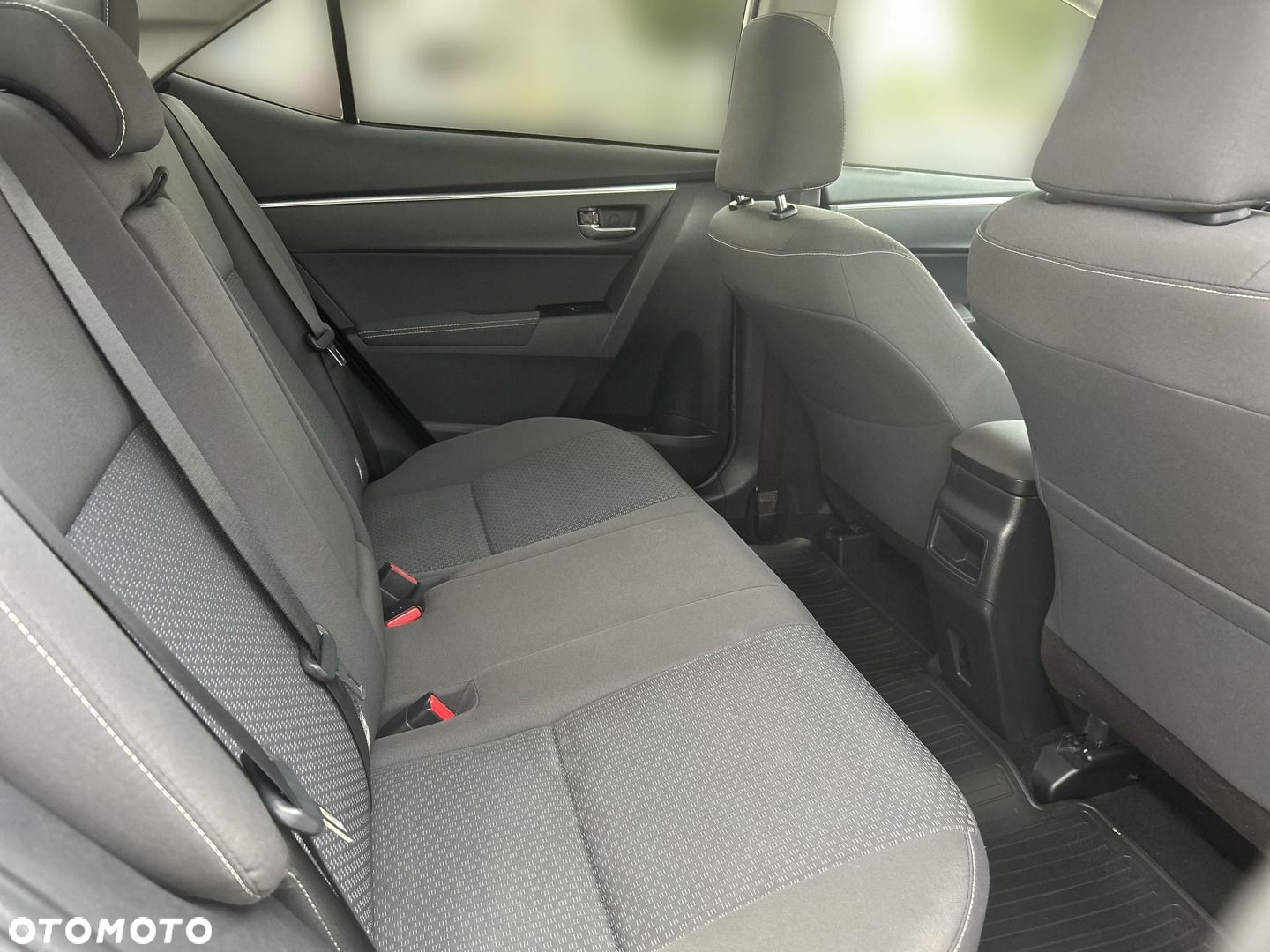 Toyota Corolla 1.6 Premium MS EU6 - 11