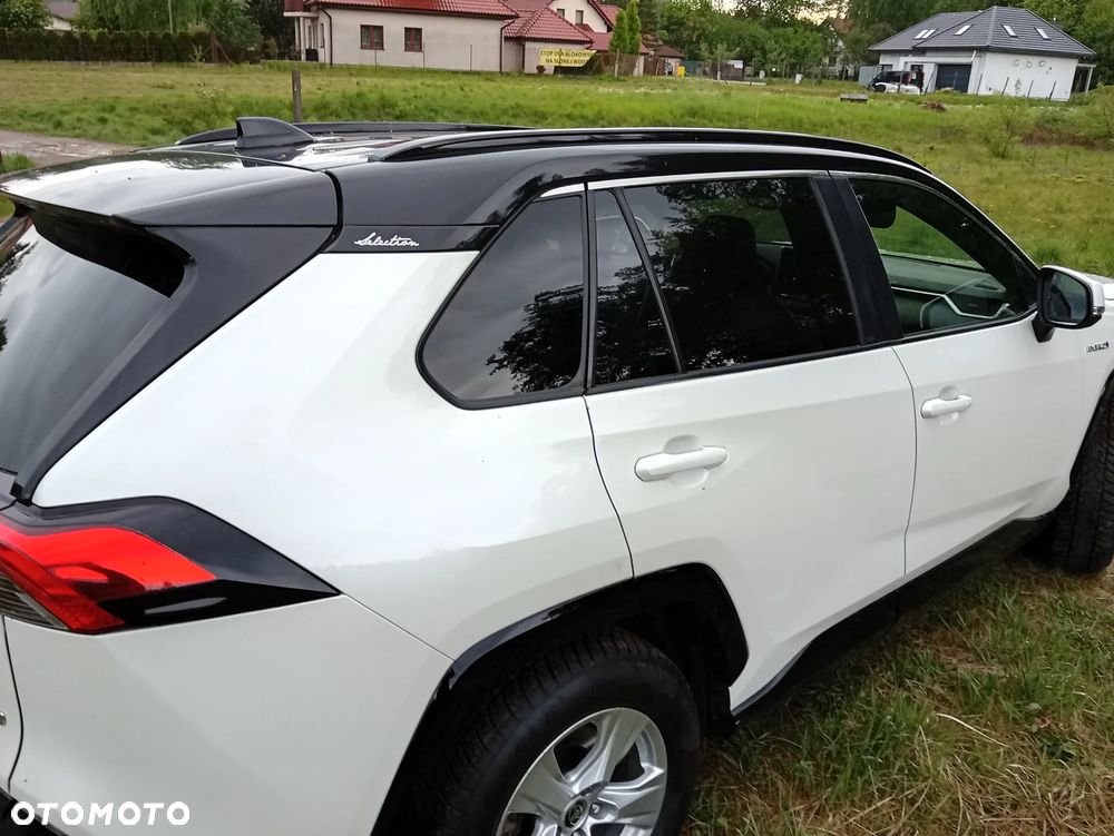 Toyota RAV4 - 5