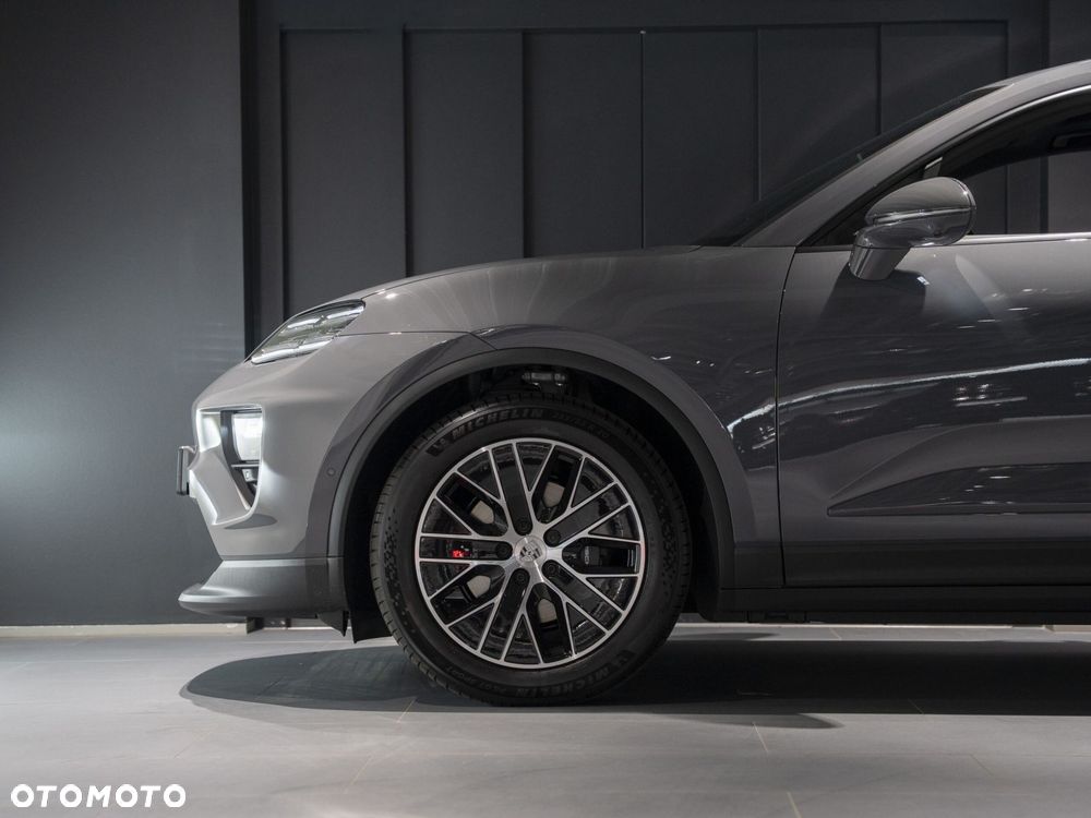 Porsche Macan 4 100kWh - 8
