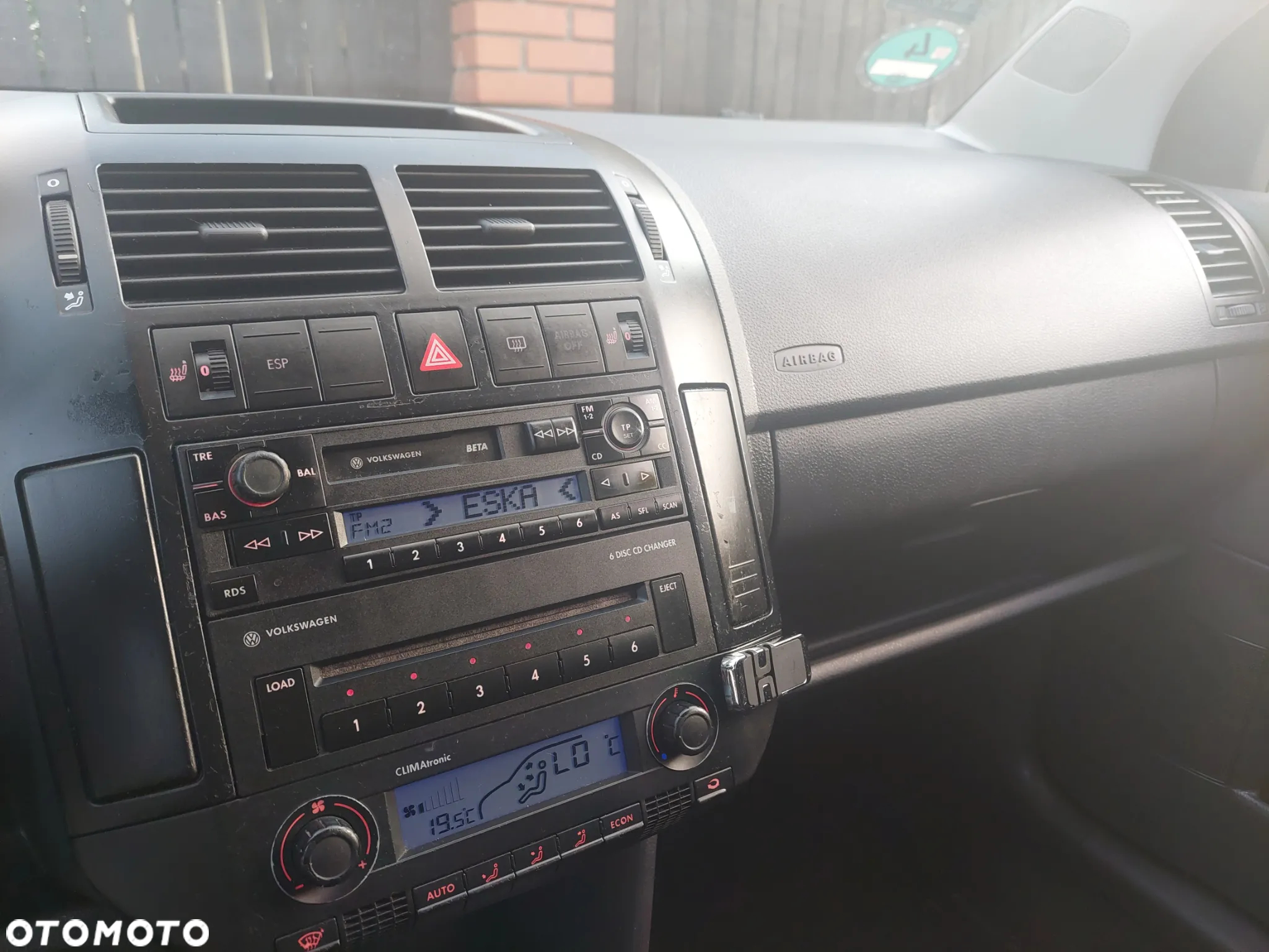 Volkswagen Polo 1.4 16V Comfortline - 11