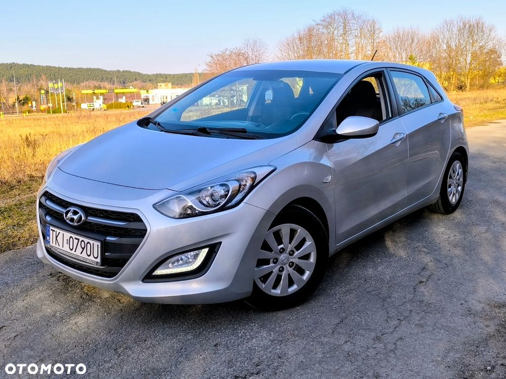 Hyundai i30 1.6 CRDI Trend - 4