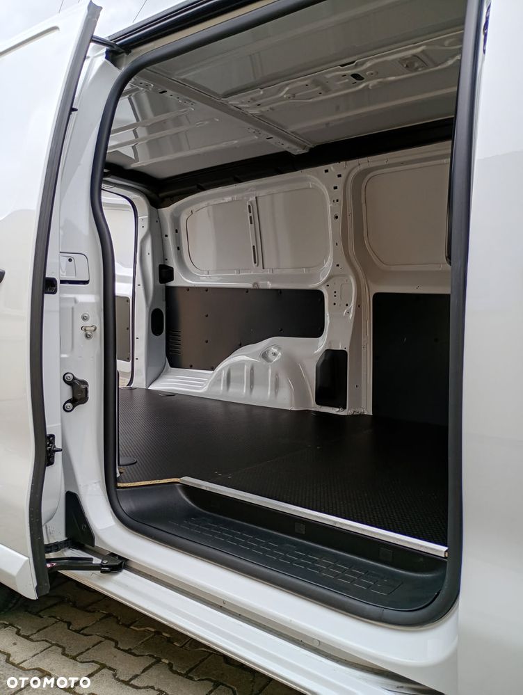 Opel Vivaro - 6