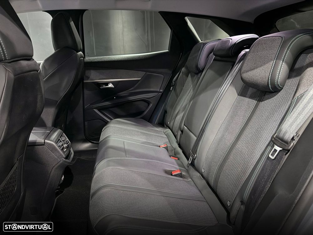 Peugeot 3008 1.6 Hybrid Allure e-EAT8 - 36