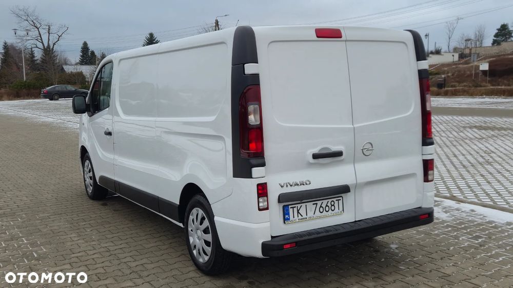 Opel VIVARO - 9