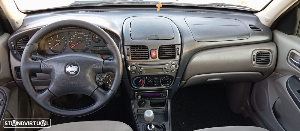 Nissan Almera 2.2 Di Luxury AC+ABS - 2