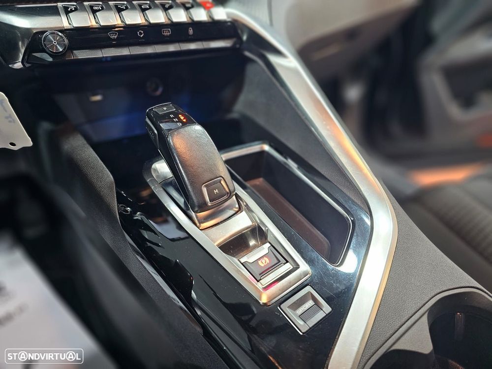 Peugeot 5008 1.5 BlueHDi Allure Pack EAT8 - 20