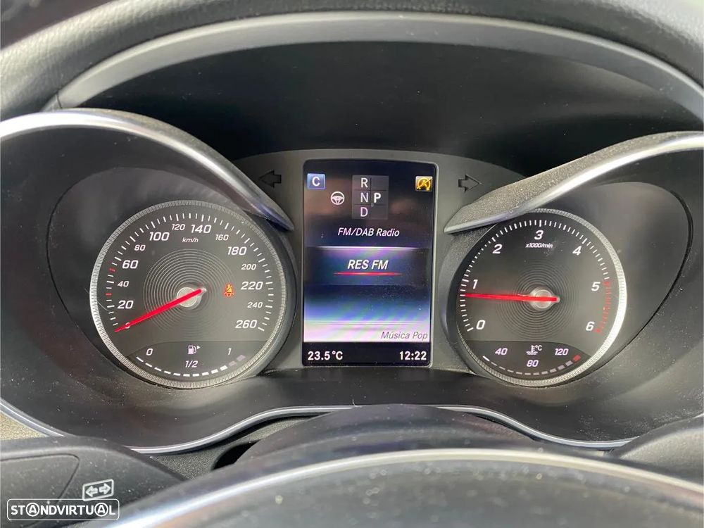 Mercedes-Benz GLC 250 d Coupe 4Matic 9G-TRONIC AMG Line - 54