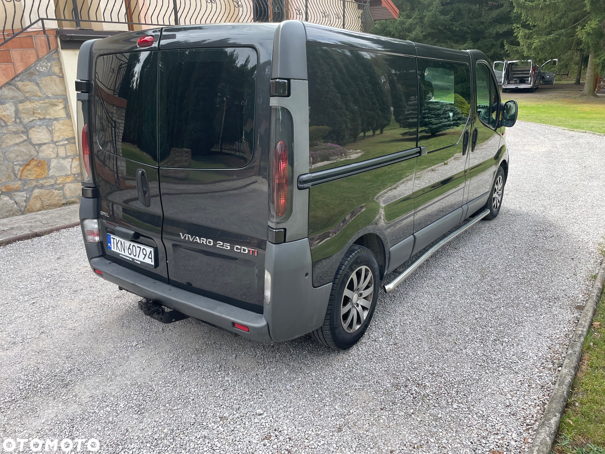 Opel Vivaro 2.5 CDTI L2H1 - 5