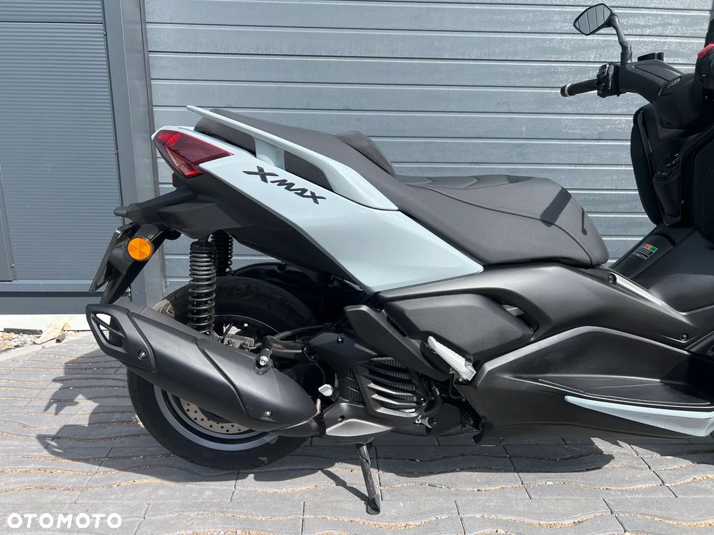 Yamaha X-max - 6