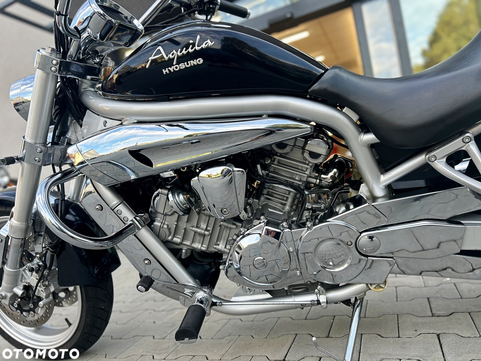 Hyosung GV - 9