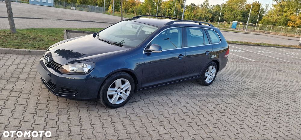 Volkswagen Golf - 2