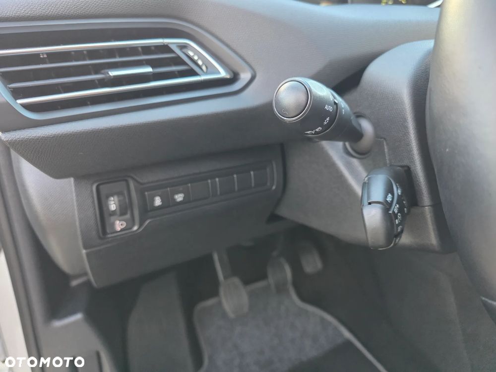 Peugeot 308 BlueHDi 120 Stop & Start Active - 27