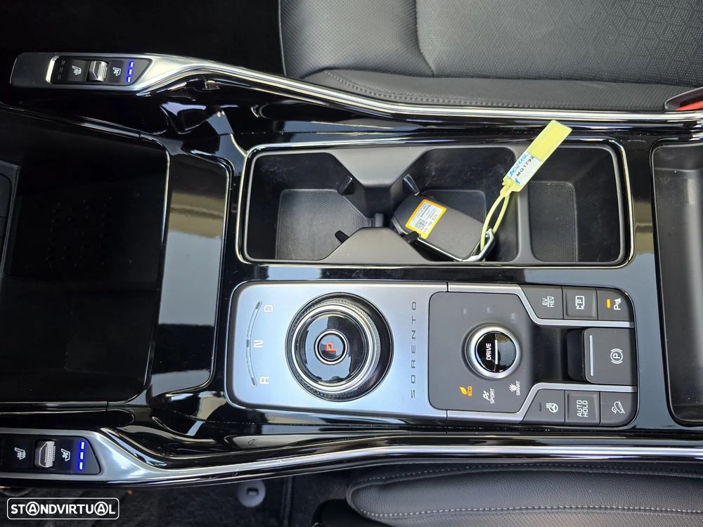 Kia Sorento 1.6 T-GDI PHEV Concept+SRF - 28