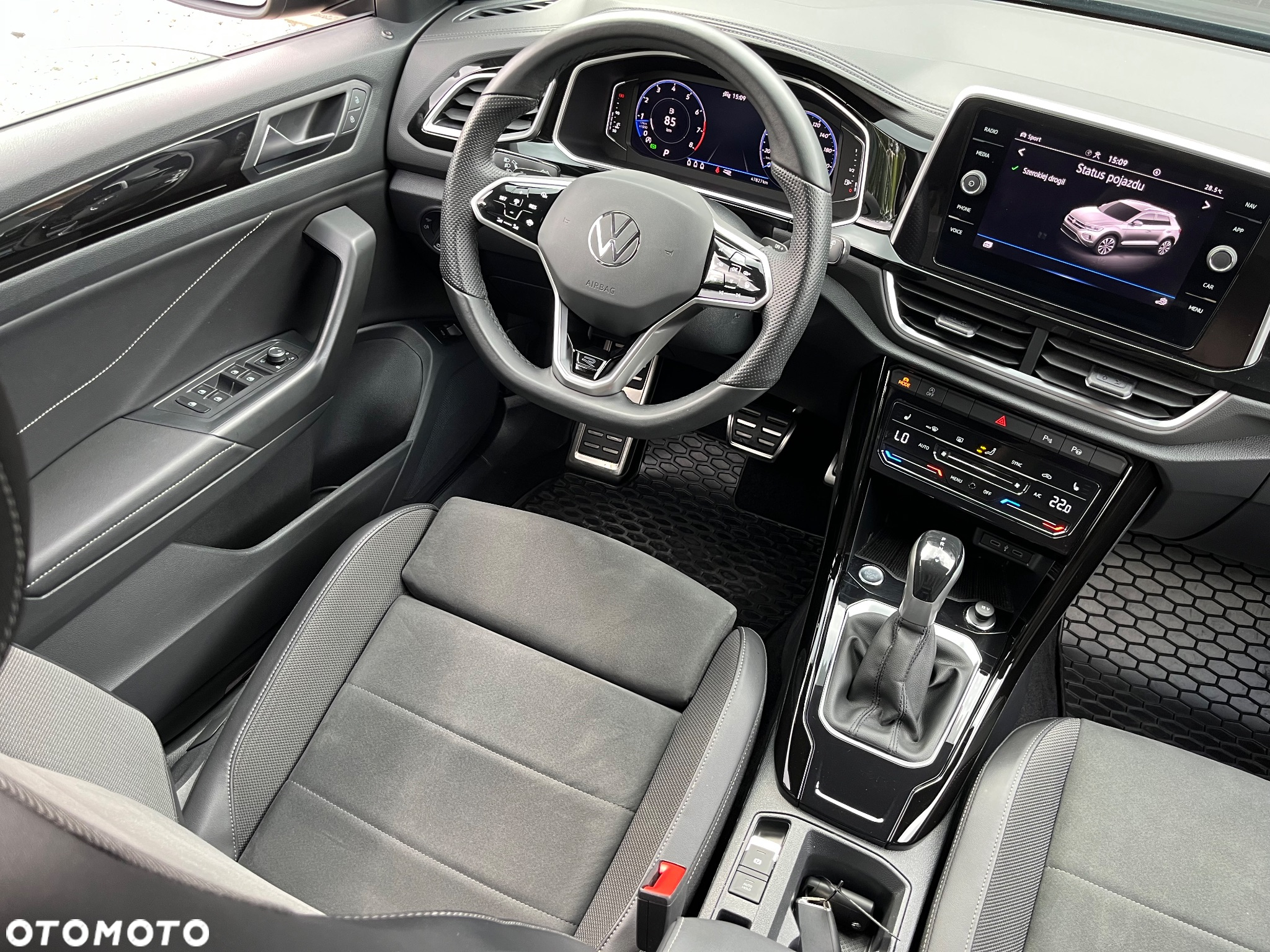 Volkswagen T-Roc 1.5 TSI R-Line DSG - 27