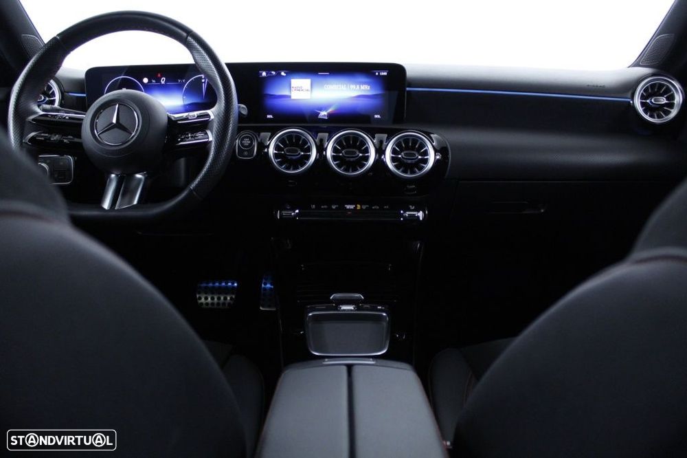 Mercedes-Benz A 200 Standard - 18