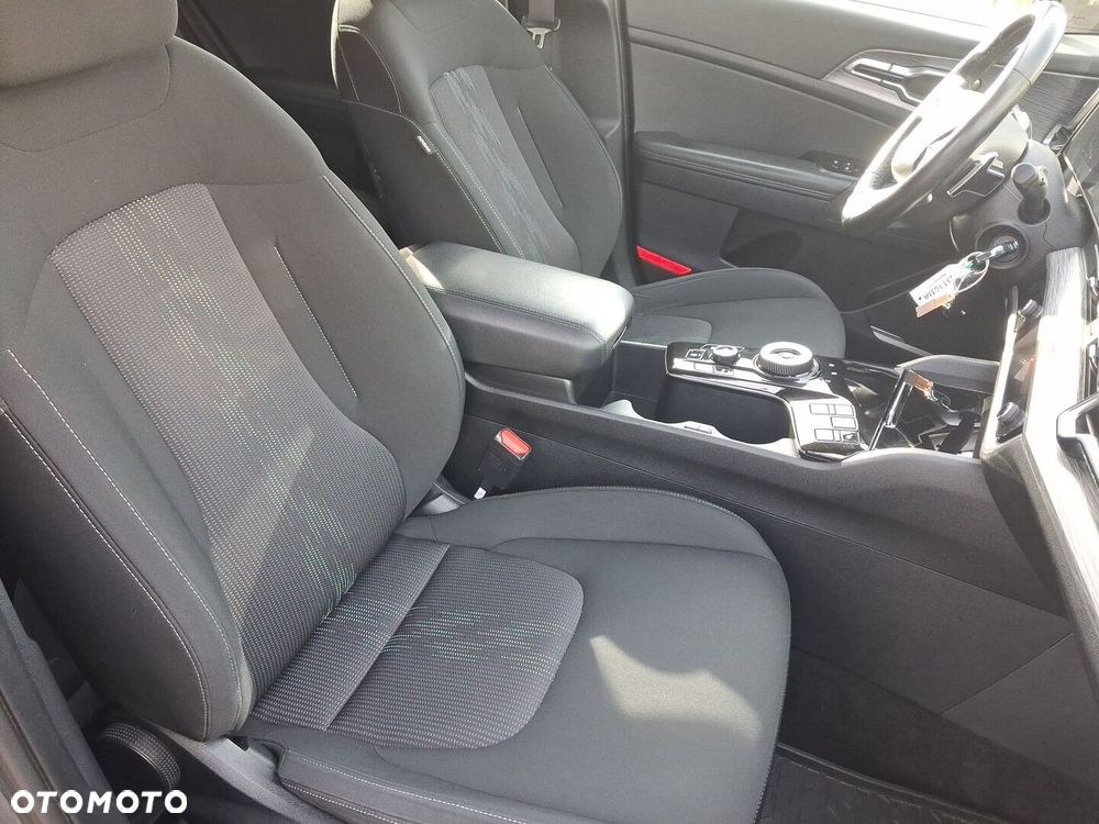 Kia Sportage - 16