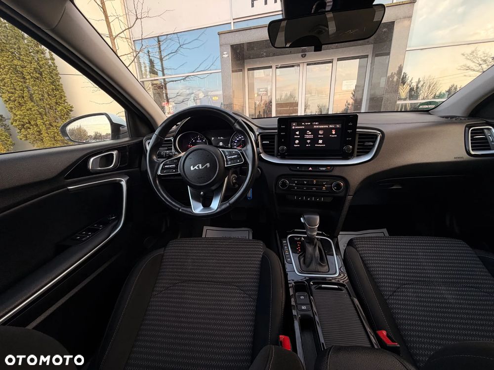 Kia Ceed 1.6 CRDi DCT Spirit - 13