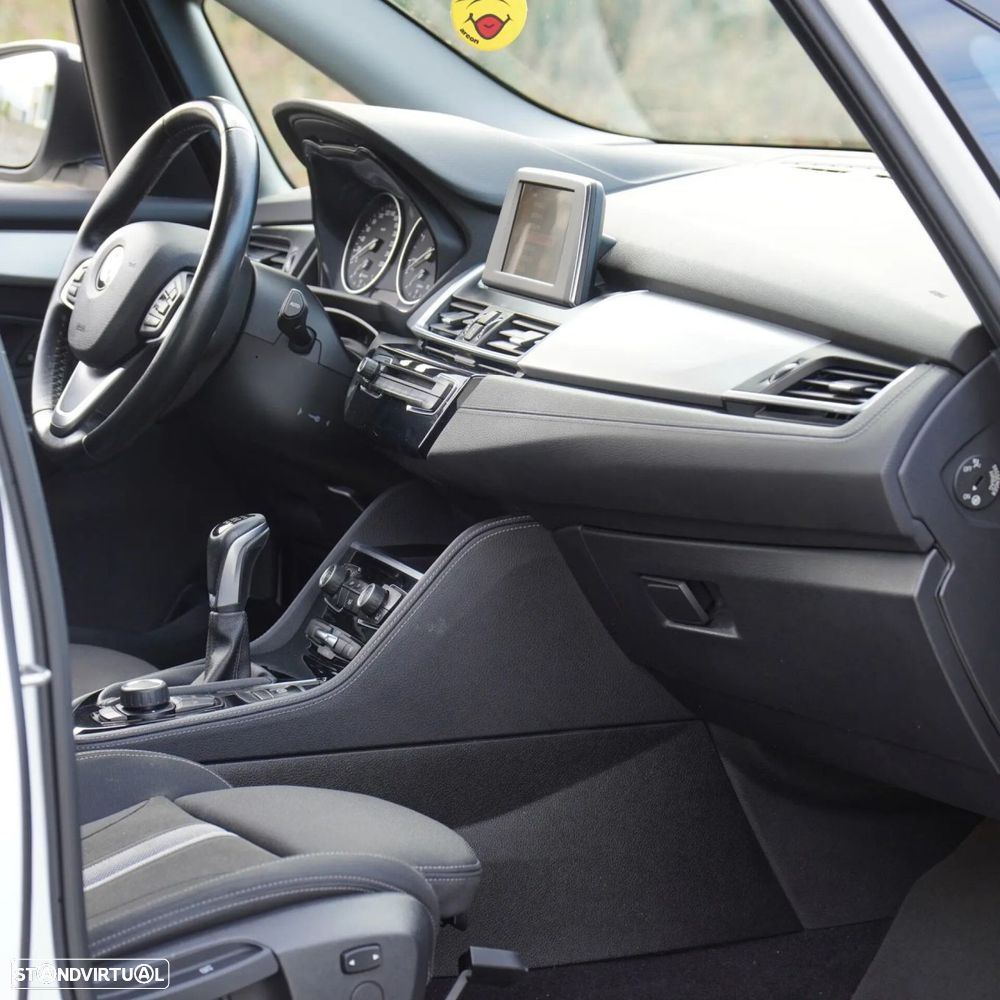 BMW 216 Active Tourer d - 15