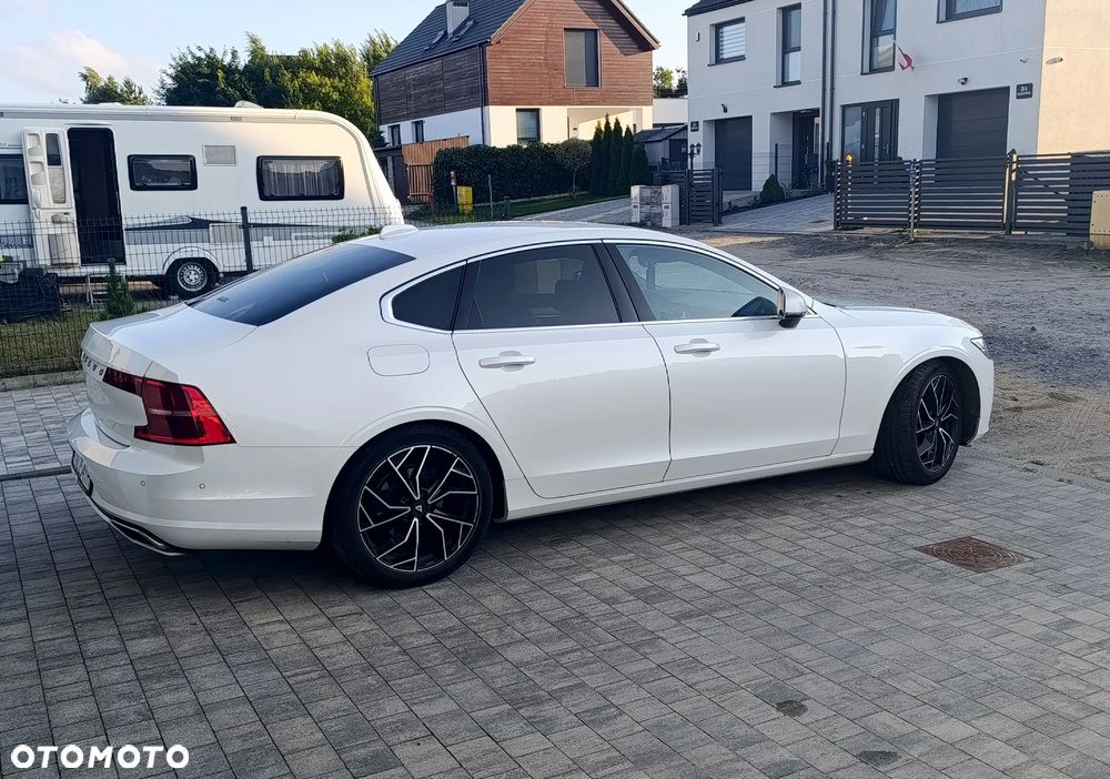 Volvo S90 ver-d3-geartronic-r-design - 4