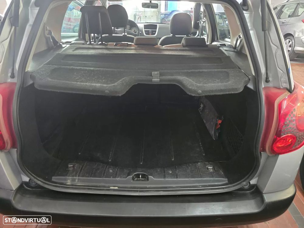 Peugeot 207 SW 1.4 Trendy - 9