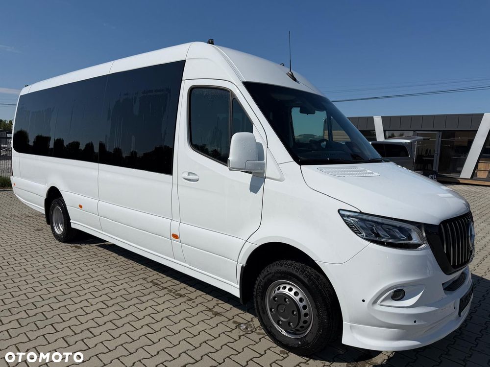 Mercedes-Benz Sprinter 519, 517