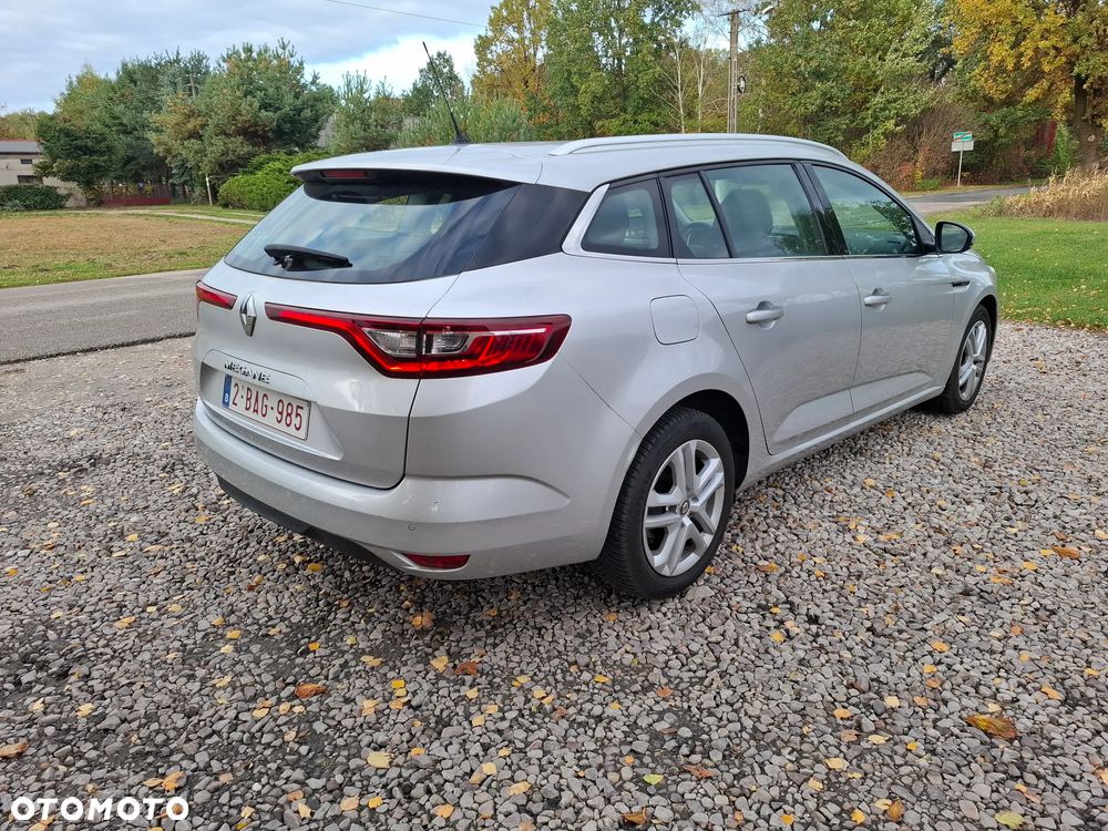 Renault Megane - 5