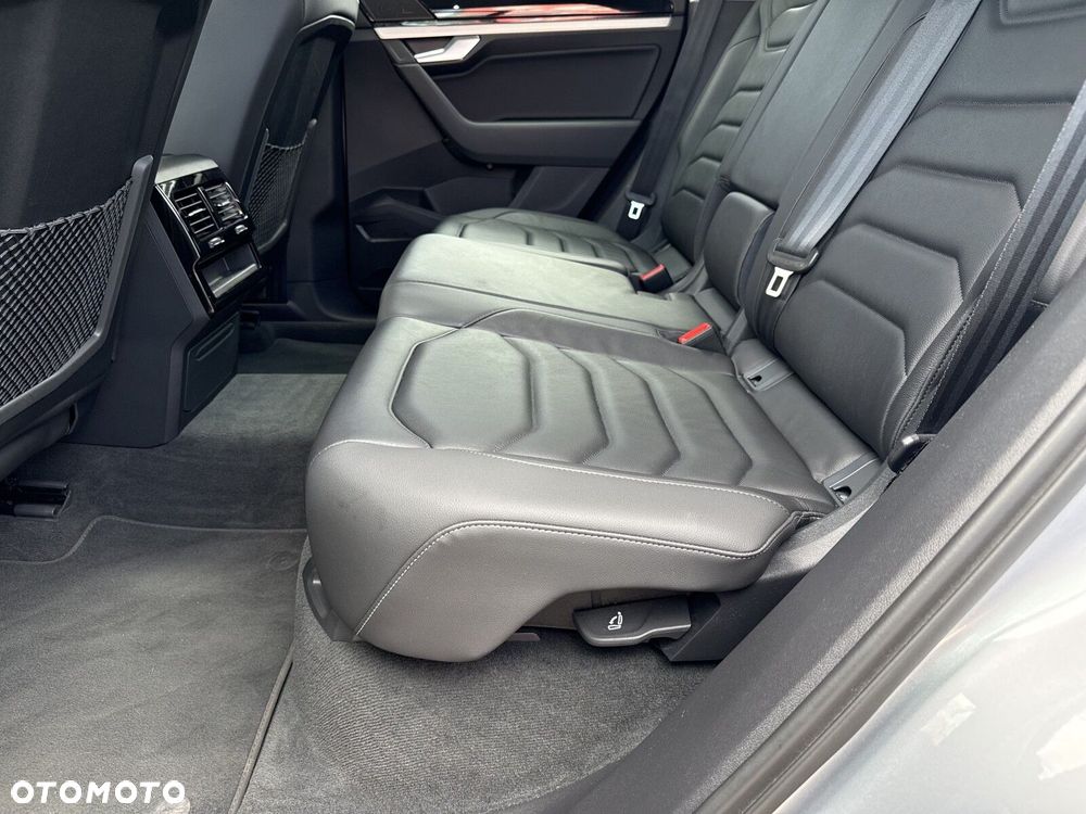 Volkswagen Touareg 3.0 V6 TFSI 4Motion - 21