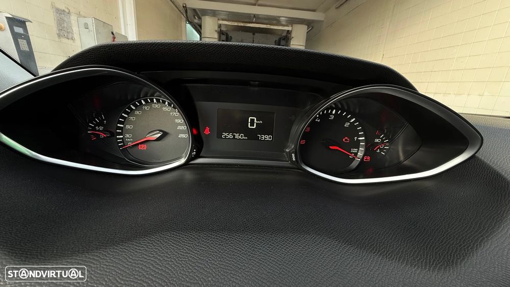 Peugeot 308 BlueHDi FAP 130 Stop & Start Style - 6