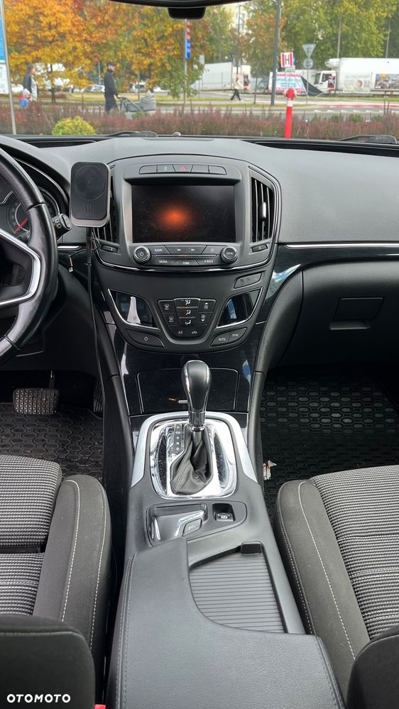 Opel Insignia - 8