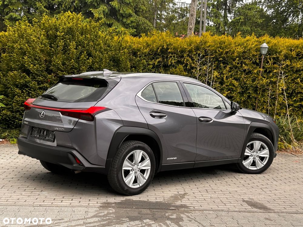 Lexus UX 250h (E-FOUR) Executive Line - 6