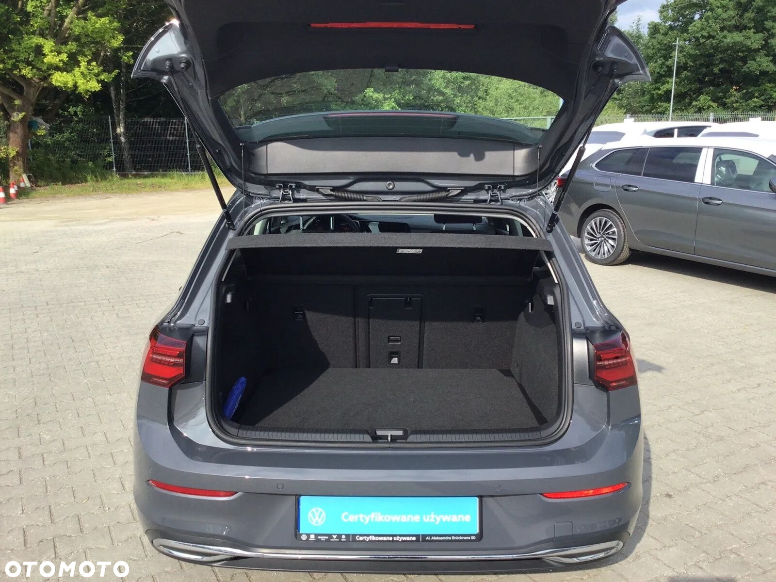 Volkswagen Golf VIII 1.5 TSI EVO Style - 23