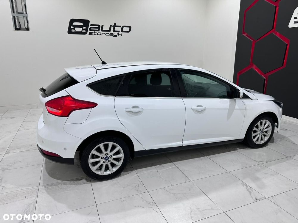 Ford Focus - 5